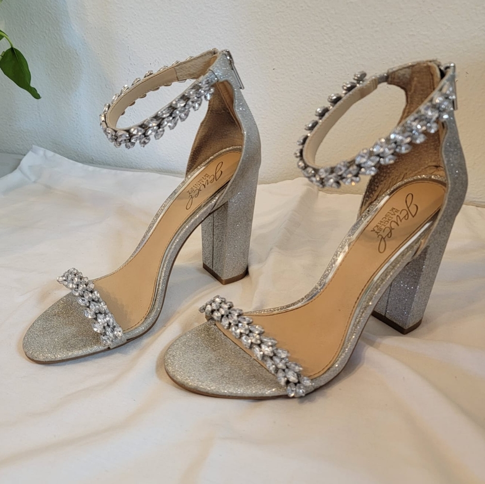 Jewel sparkling silver high heels